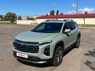 2024 Chevrolet Equinox IV, зелёный, 2100000 рублей, вид 3