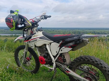 2025 FX moto YX300, серебристый, 160000 рублей, вид 3