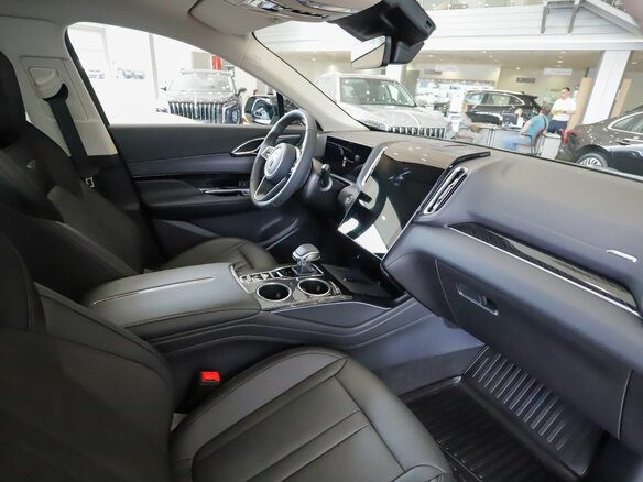 2025 Hongqi HS3, зелёный - вид 21