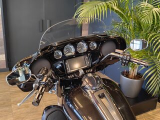2016 Harley-Davidson Ultra Limited, чёрный, 1850000 рублей, вид 2