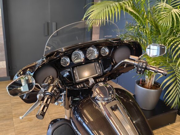 2016 Harley-Davidson Ultra Limited, чёрный, 1850000 рублей - вид 1