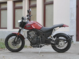 2024 Kove 500F Scrambler, чёрный, 524900 рублей, вид 2
