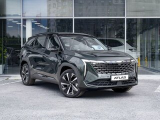 2026 Geely Atlas II, зелёный, 3904990 рублей, вид 3