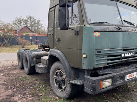 1998 КамАЗ 54112, зелёный, 800000 рублей, вид 1