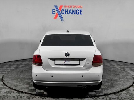 2014 Volkswagen Polo V, белый, 597000 рублей, вид 5