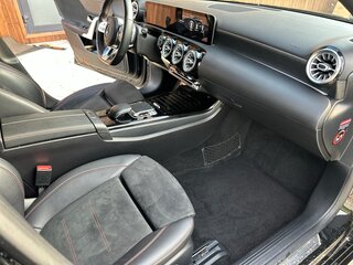 2019 Mercedes-Benz A-Класс 200 IV (W177), чёрный, 2429000 рублей, вид 5