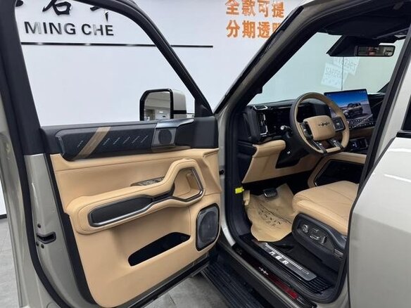 2025 BYD FangChengBao Leopard 8, бежевый, 6240000 рублей - вид 5