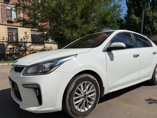 2019 Kia Rio IV, белый, 1270000 рублей, вид 3