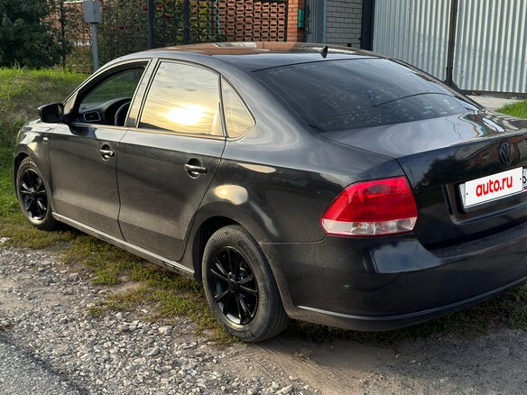 2011 Volkswagen Polo V, чёрный, 500000 рублей - вид 1