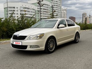 2011 Skoda Octavia DSG7 II (A5) Рестайлинг, белый, 890000 рублей, вид 1