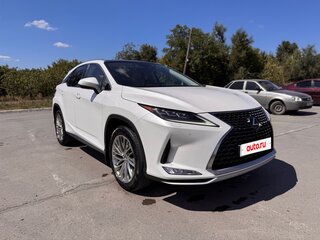2020 Lexus RX 300 IV Рестайлинг, белый, 5000000 рублей, вид 3