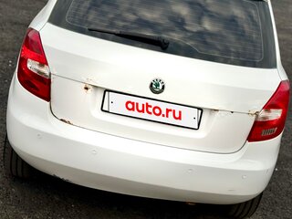 2011 Skoda Fabia II Рестайлинг, белый, 490000 рублей, вид 5