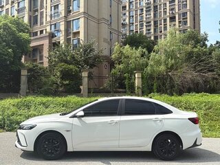 2026 Chevrolet Monza II Рестайлинг, белый, 950000 рублей, вид 4