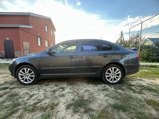 2011 Skoda Octavia DSG7 II (A5) Рестайлинг, серый, 780000 рублей, вид 4