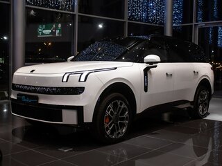2026 Lynk & Co 900, белый, 7850000 рублей, вид 2