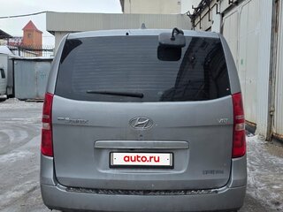 2020 Hyundai Grand Starex I Рестайлинг 2, серебристый, 4200000 рублей, вид 3