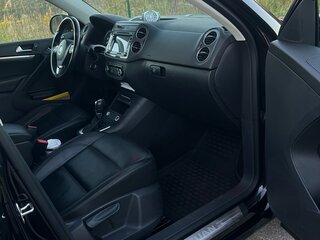 2013 Volkswagen Tiguan I Рестайлинг, чёрный, 1350000 рублей, вид 5