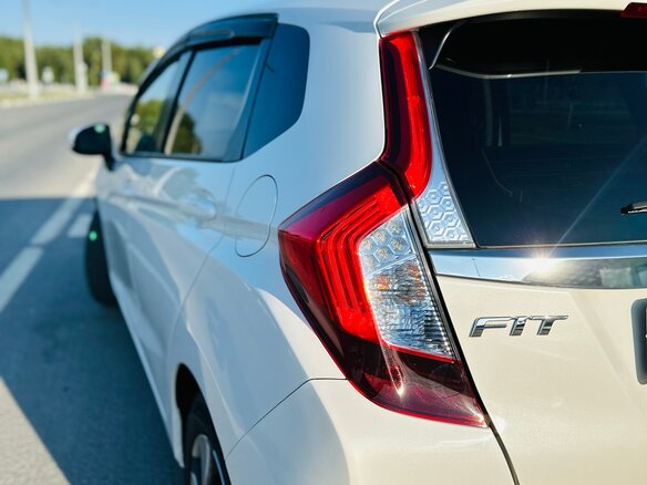 2015 Honda Fit III, белый, 1150000 рублей - вид 6