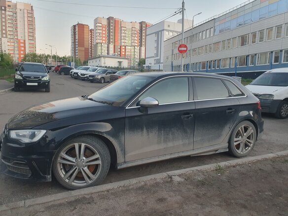 2013 Audi S3 III (8V), чёрный, 1851000 рублей - вид 2