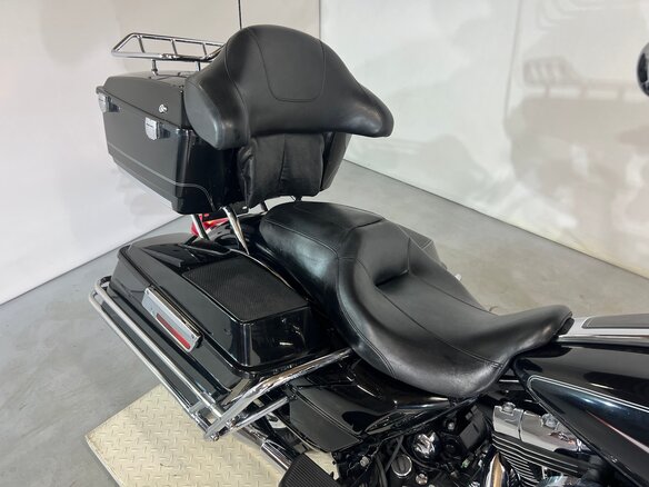 2012 Harley-Davidson Electra Glide, чёрный, 730000 рублей - вид 9