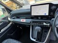 2025 Toyota Voxy IV (R90), белый - вид 8