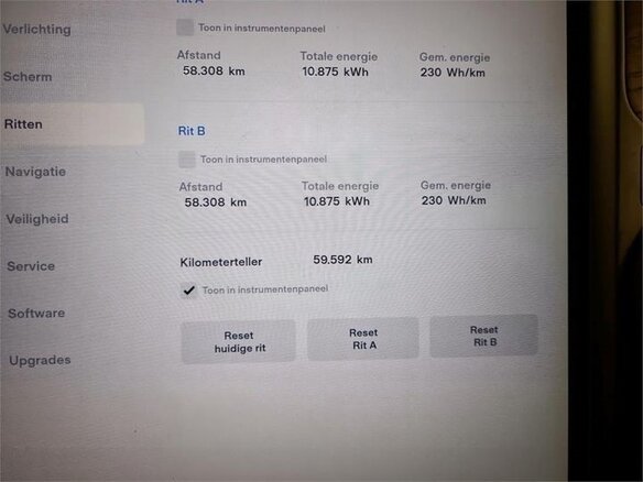 2018 Tesla Model X 100D I, серый, 3011172 рублей - вид 18
