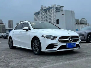 2023 Mercedes-Benz A-Класс 180 IV (W177) Рестайлинг, белый, 2000025 рублей, вид 3