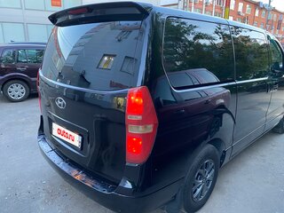 2012 Hyundai H-1 II, чёрный, 1800000 рублей, вид 3