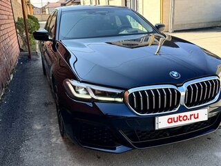 2022 BMW 5 серии Long 525Li VII (G30/G31/G38) Рестайлинг, синий, 4600000 рублей, вид 3