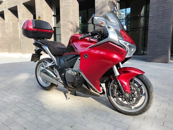 2011 Honda VFR 1200, красный, 700000 рублей - вид 6
