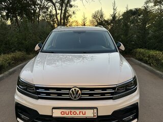2018 Volkswagen Tiguan II, белый, 3050000 рублей, вид 3