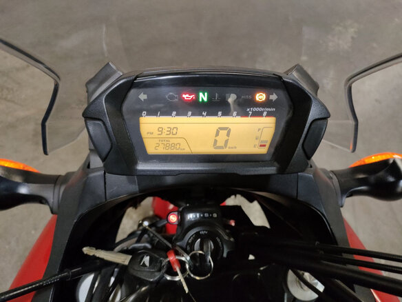 2013 Honda NC 700X, красный, 600000 рублей - вид 4