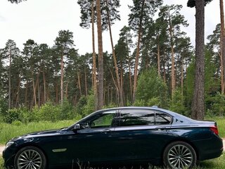 2013 BMW 7 серии Long 740Li xDrive V (F01/F02/F04) Рестайлинг, синий, 2700000 рублей, вид 2