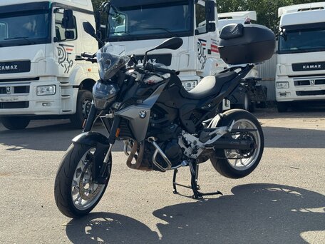 2021 BMW F 900 R, чёрный, 830000 рублей, вид 3