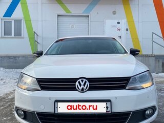 2014 Volkswagen Jetta VI Рестайлинг, белый, 1250000 рублей, вид 2