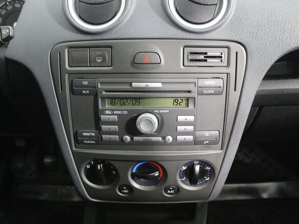 2009 Ford Fusion I Рестайлинг, серый - вид 19