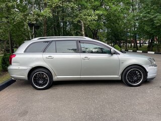 2005 Toyota Avensis II, серебристый, 1350000 рублей, вид 1