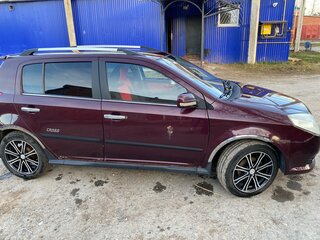 2014 Geely MK Cross I, пурпурный, 400000 рублей, вид 2