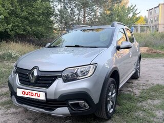 2019 Renault Sandero Stepway II Рестайлинг, серебристый, 1050000 рублей, вид 1