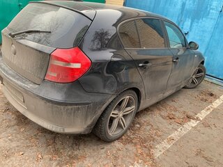 2009 BMW 1 серии 116i I (E81/E82/E87/E88) Рестайлинг, чёрный, 770000 рублей, вид 2