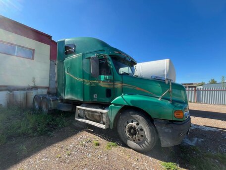 2003 Freightliner Century Class, зелёный, 1450000 рублей, вид 2