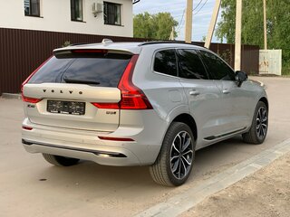 2023 Volvo XC60 II Рестайлинг, бежевый, 4649999 рублей, вид 4