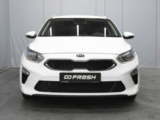 2021 Kia Ceed III Рестайлинг, белый, 1770000 рублей, вид 3