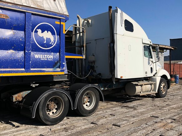 2003 Freightliner Columbia, белый, 2999999 рублей - вид 19