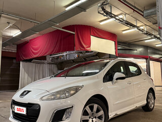 2011 Peugeot 308 I Рестайлинг, белый, 447000 рублей, вид 1