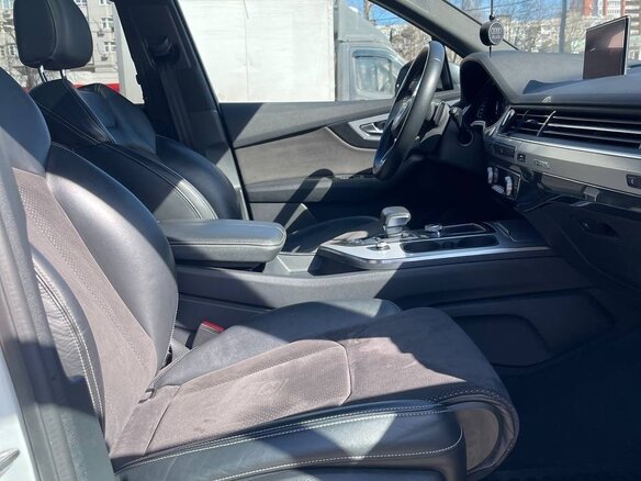 2017 Audi Q7 II (4M), белый, 4800000 рублей - вид 12