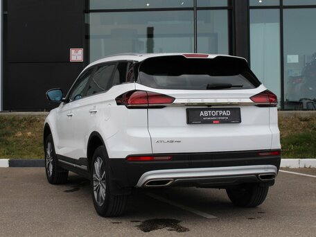 2023 Geely Atlas Pro, белый, 1600000 рублей, вид 4