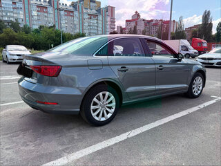 2016 Audi A3 III (8V), серый, 1700000 рублей, вид 4