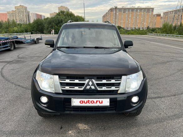 2012 Mitsubishi Pajero IV Рестайлинг 1, чёрный - вид 1