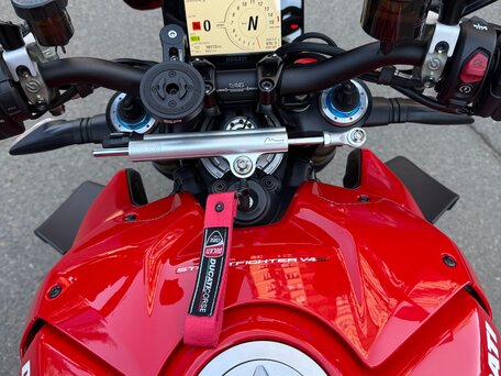 2022 Ducati Streetfighter V4, красный, 1680000 рублей, вид 5